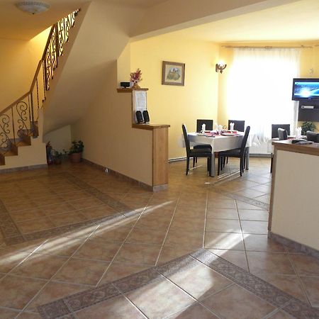 Casa Enescu Hotel Bran  Ngoại thất bức ảnh