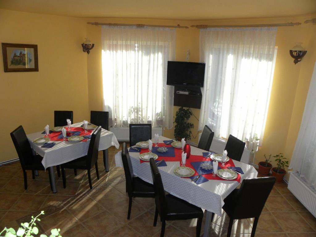 Casa Enescu Hotel Bran  Ngoại thất bức ảnh