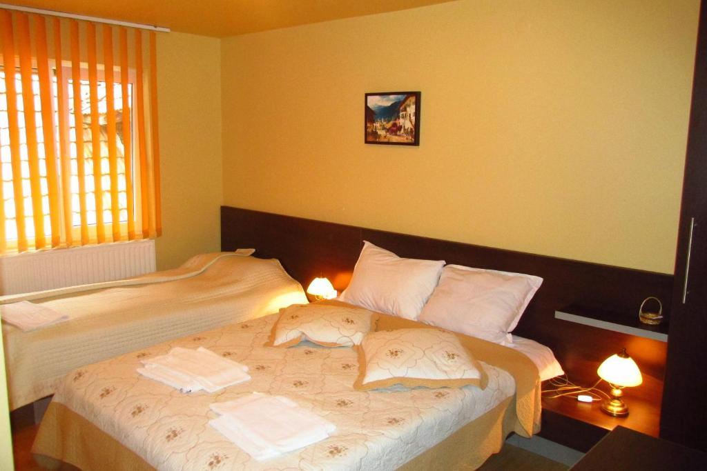 Casa Enescu Hotel Bran  Phòng bức ảnh
